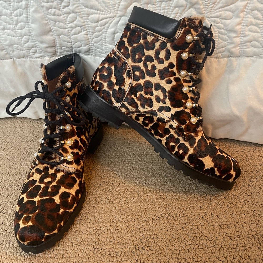NWOB Jack Rogers Peyton Calf Hair Leopard Print Lace-Up Boots